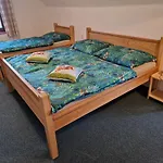 Semesterbostad Knezice 25, V Krkonosich