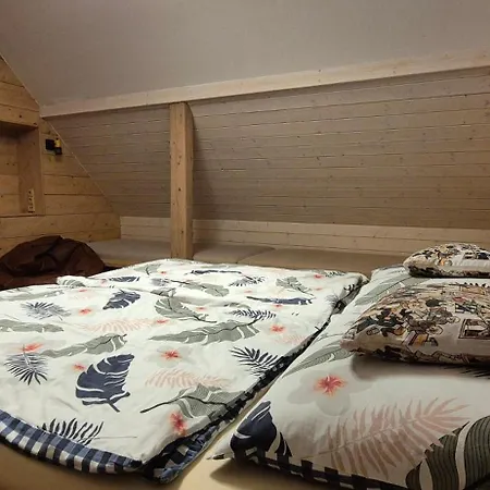 Knezice 25, V Krkonosich Tatil Evi *