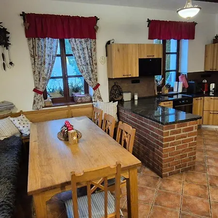 Knezice 25, V Krkonosich Tatil Evi Vrchlabí
