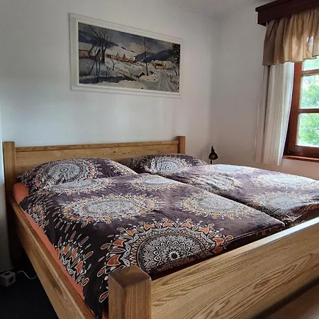 Knezice 25, V Krkonosich Tatil Evi *